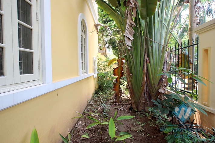 Block D, House with nice garden for rent in Ciputra, Tay Ho, Ha Noi